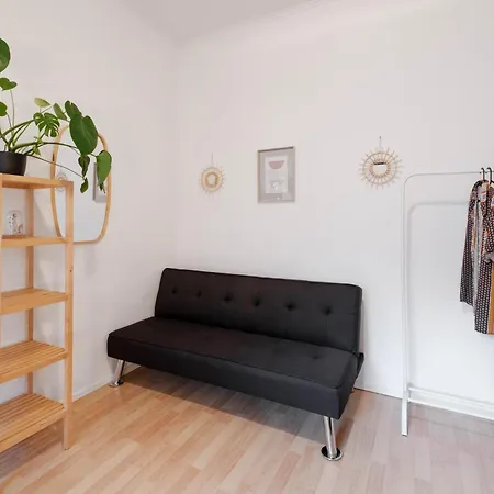 Bismarck - Central, Cozy & Family-friendly In Naehe Messe Lejlighed *