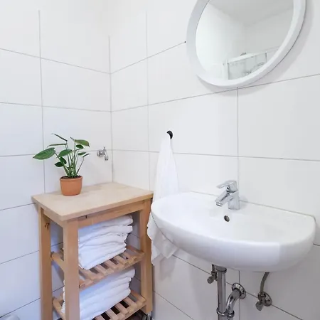 Bismarck - Central, Cozy & Family-friendly In Naehe Messe *
