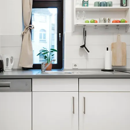 Апартаменты Bismarck - Central, Cozy & Family-friendly In *