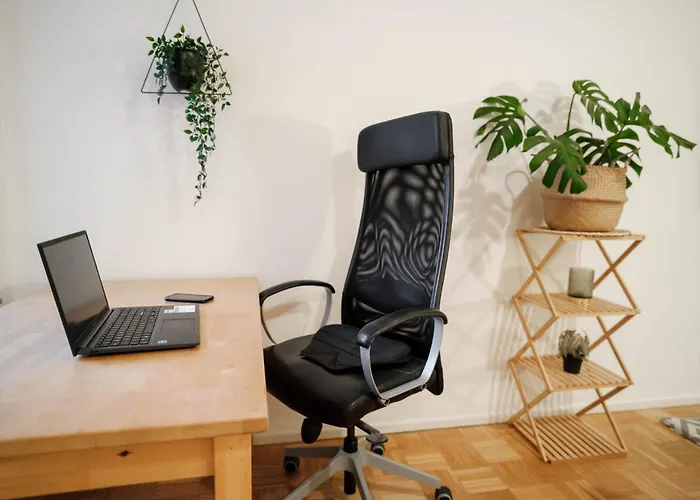 Bismarck - Central, Cozy & Family-friendly In *